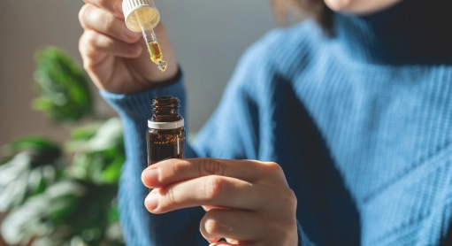 Comment le CBD peut-il calmer les règles douloureuses ?